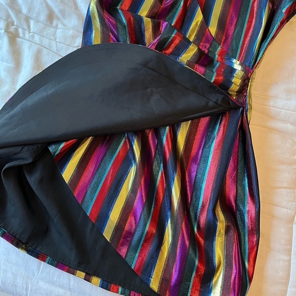 🥤 Lovers + Friends Frida Mini Dress Rainbow Metallic XXS Riverdale Wardrobe - Picture 10 of 16